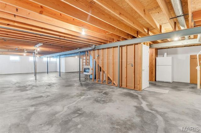 2134 Autumn Wood Drive, St Charles, MO 63303