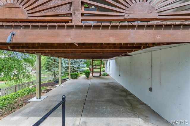 2134 Autumn Wood Drive, St Charles, MO 63303
