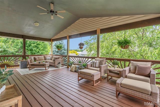 2134 Autumn Wood Drive, St Charles, MO 63303