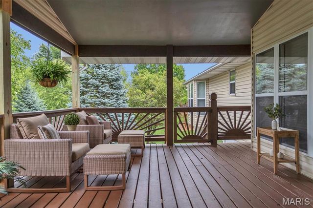 2134 Autumn Wood Drive, St Charles, MO 63303