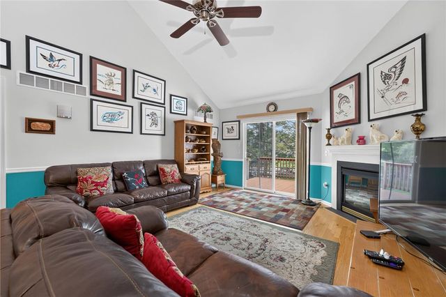198 Park Ridge Drive, Forks Twp, PA 18040