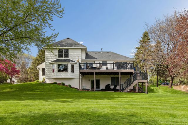 6325 Kalen Drive, Woodbury, MN 55129