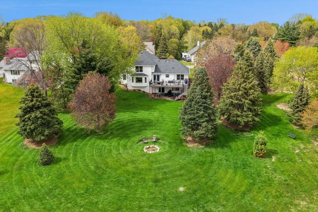 6325 Kalen Drive, Woodbury, MN 55129