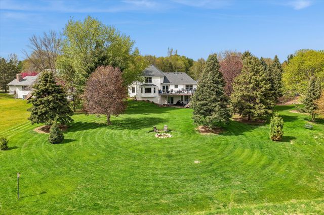 6325 Kalen Drive, Woodbury, MN 55129