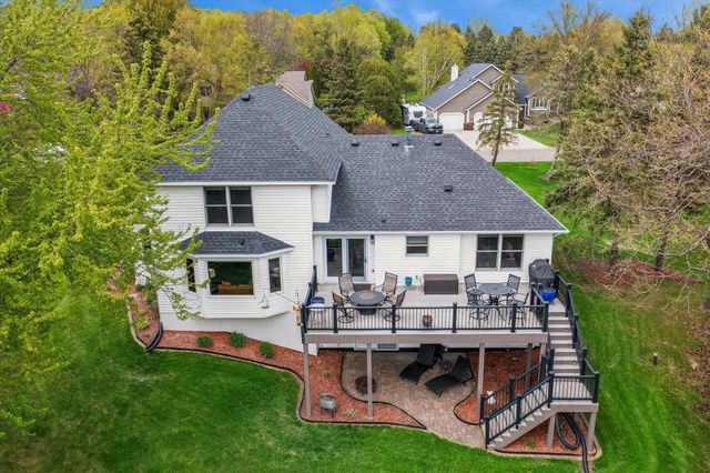 6325 Kalen Drive, Woodbury, MN 55129