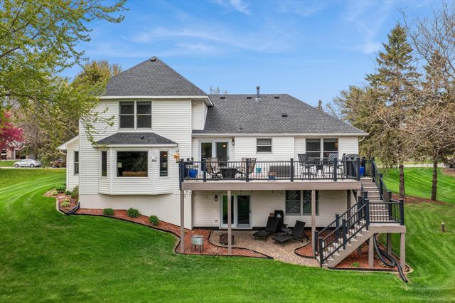 6325 Kalen Drive, Woodbury, MN 55129