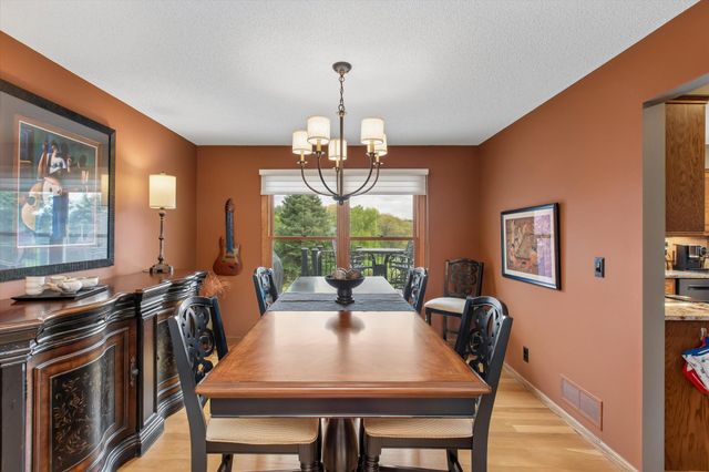 6325 Kalen Drive, Woodbury, MN 55129