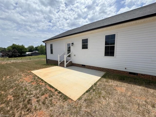 2916 Gibsonville Ossipee Road, Elon, NC 27244