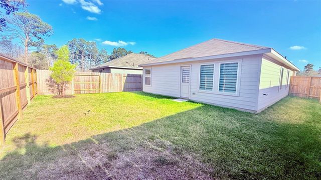 3113 Courtney Flower Drive, Conroe, TX 77301