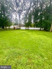 225 LARCH PL, Stevensville, MD 21666