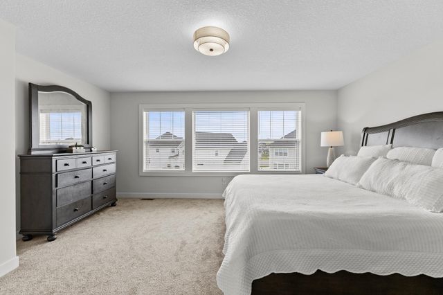 10122 Shadyview Lane N, Maple Grove, MN 55311