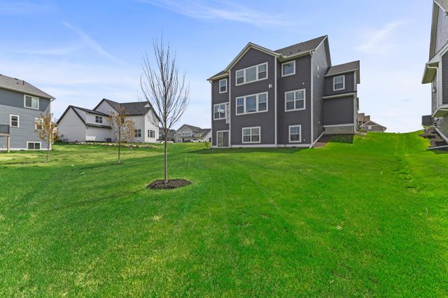 10122 Shadyview Lane N, Maple Grove, MN 55311