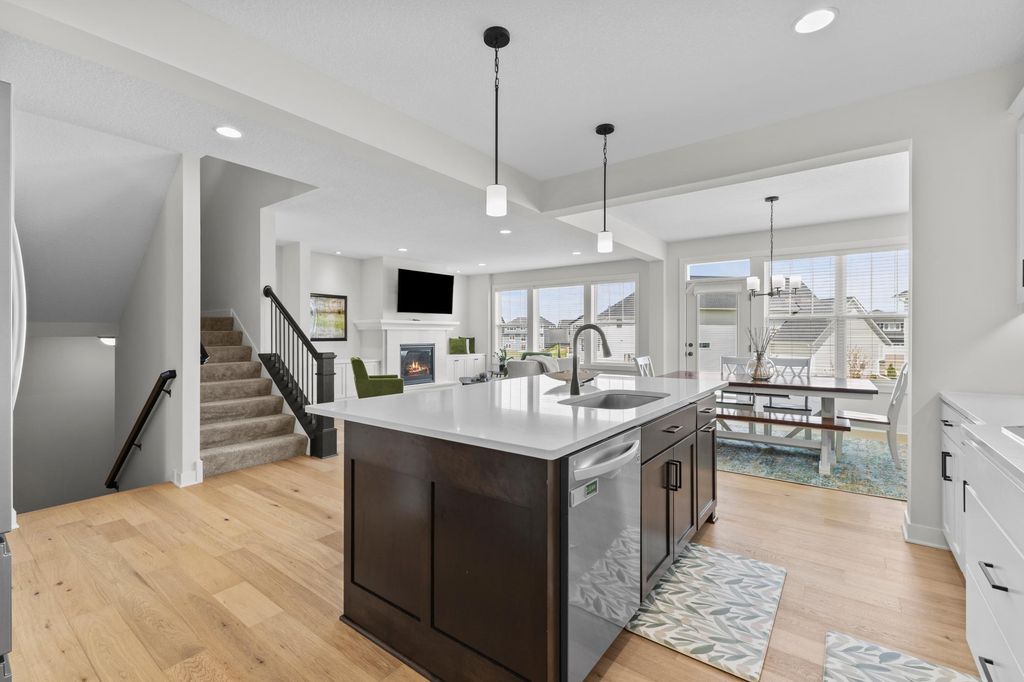 10122 Shadyview Lane N, Maple Grove, MN 55311 — photo 4