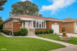 8924 Oleander Avenue, Morton Grove, IL 60053