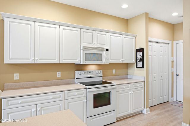 4325 Ashley Park Drive, Wilmington, NC 28412