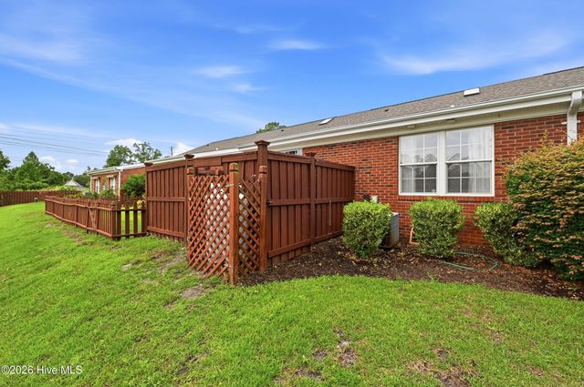 4325 Ashley Park Drive, Wilmington, NC 28412