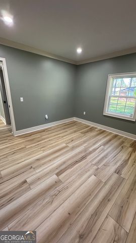 306 W Wesley Avenue, Lyons, GA 30436