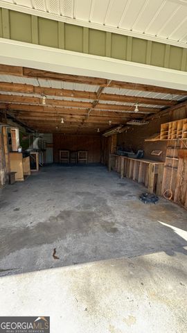 306 W Wesley Avenue, Lyons, GA 30436