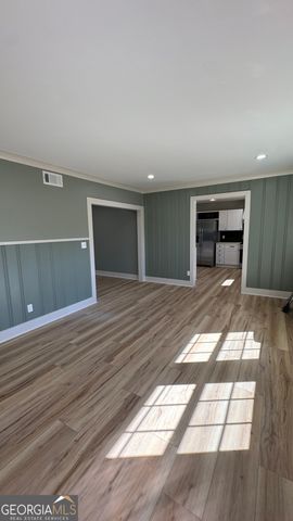 306 W Wesley Avenue, Lyons, GA 30436