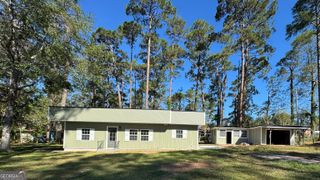 306 W Wesley Avenue, Lyons, GA 30436