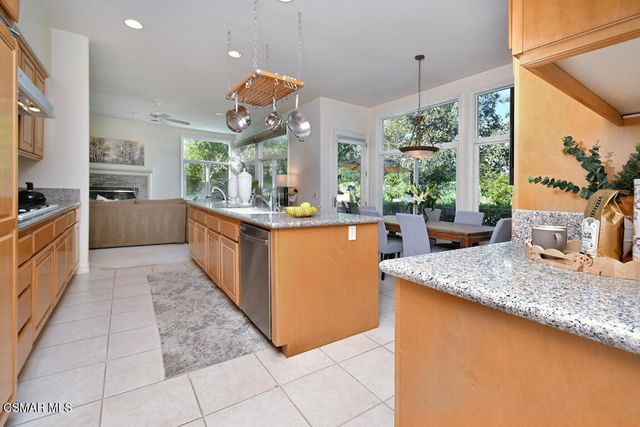31775 Oak Ranch Court, Westlake Village, CA 91361