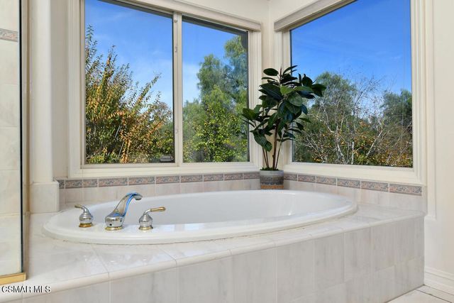 31775 Oak Ranch Court, Westlake Village, CA 91361