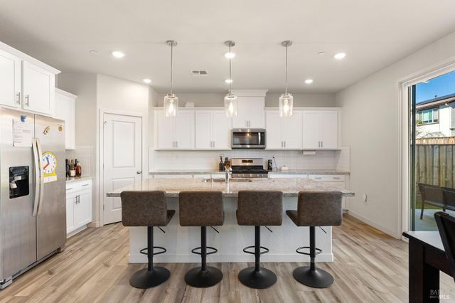 2874 Shaver St, Fairfield, CA 94533