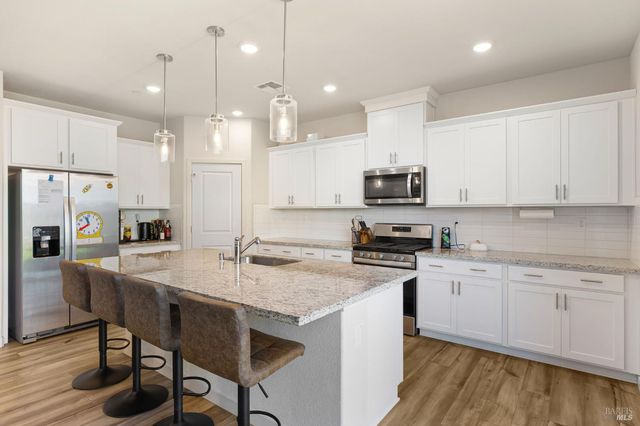 2874 Shaver St, Fairfield, CA 94533