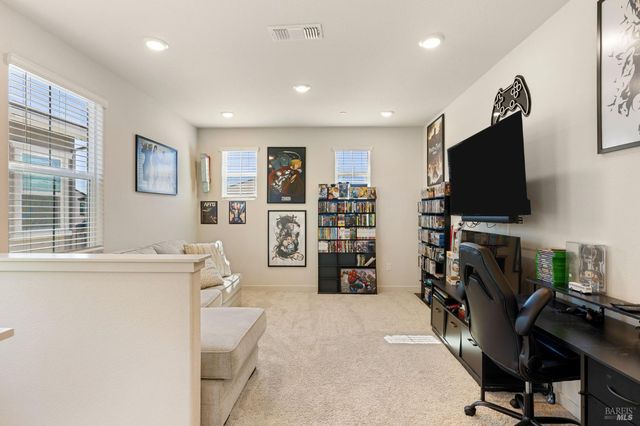 2874 Shaver St, Fairfield, CA 94533