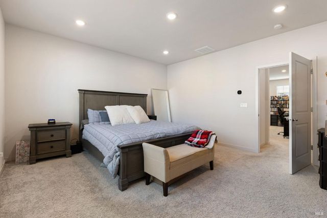 2874 Shaver St, Fairfield, CA 94533