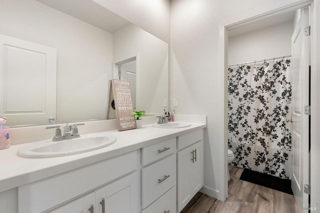 2874 Shaver St, Fairfield, CA 94533