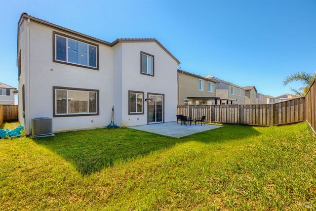 2874 Shaver St, Fairfield, CA 94533