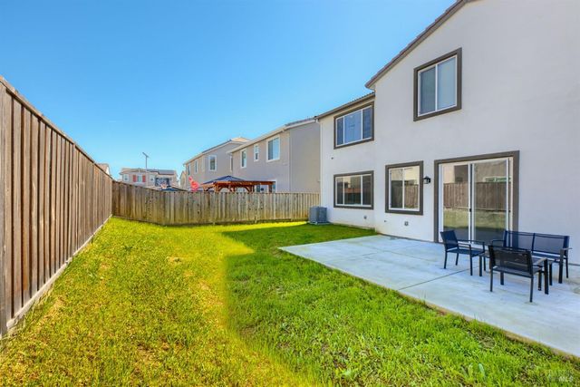 2874 Shaver St, Fairfield, CA 94533