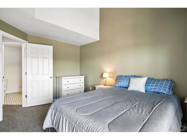 3890 S Dayton St 303, Aurora, CO 80014