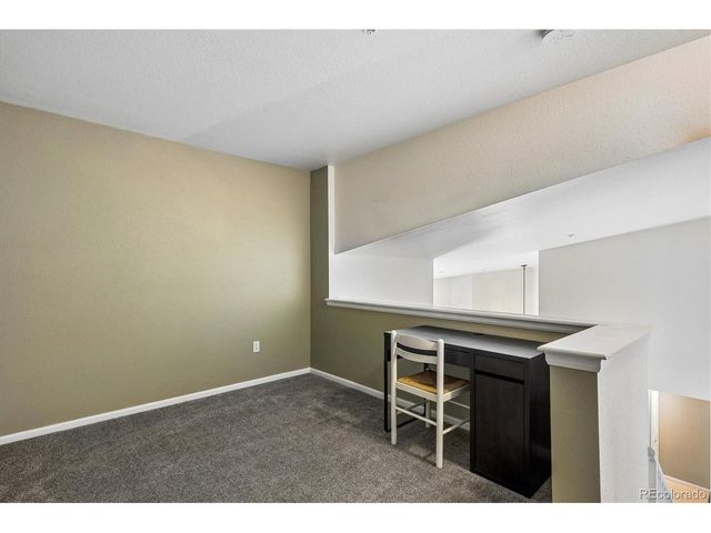 3890 S Dayton St 303, Aurora, CO 80014