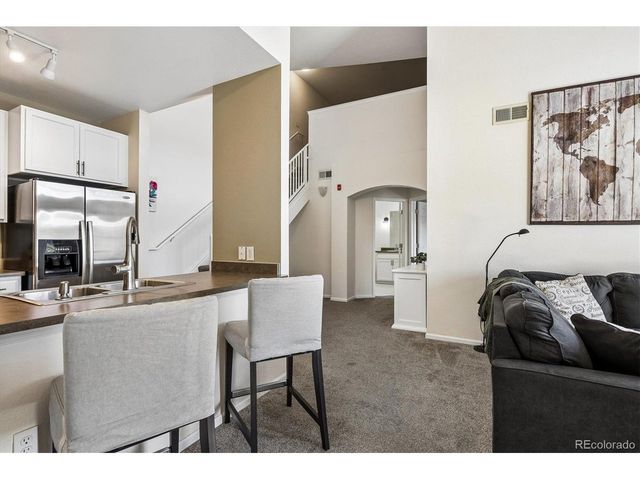 3890 S Dayton St 303, Aurora, CO 80014