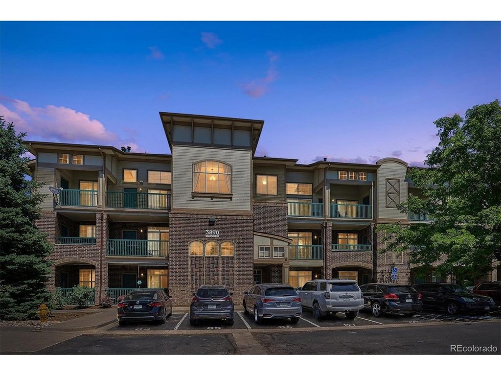 3890 S Dayton St 303, Aurora, CO 80014