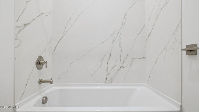 6980 W BUCKHORN Trail, Peoria, AZ 85383