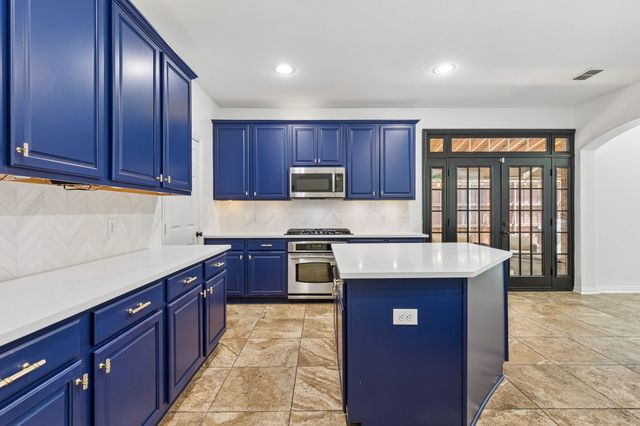 708 Brookwater Drive, Mckinney, TX 75071