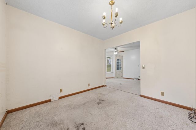 1087 Matilda Street, Saint Paul, MN 55117