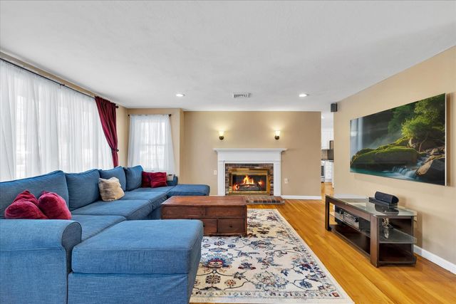 1115 Shootflying Hill Road, Centerville, MA 02632