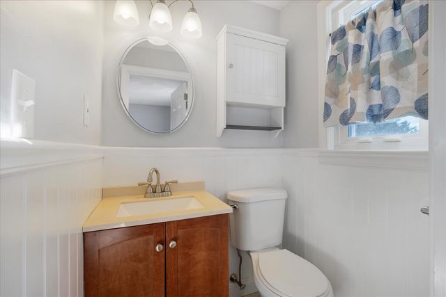 1115 Shootflying Hill Road, Centerville, MA 02632