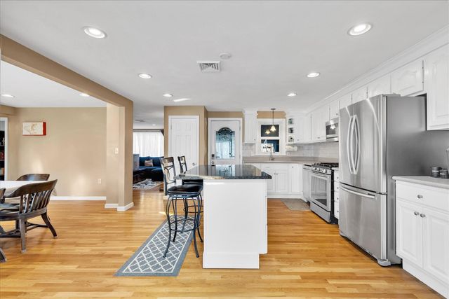 1115 Shootflying Hill Road, Centerville, MA 02632