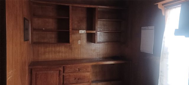 609 W 8th Street, Lancaster, TX 75146