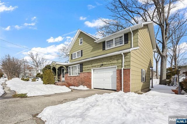 15 Garden Street, Bergenfield, NJ 07621