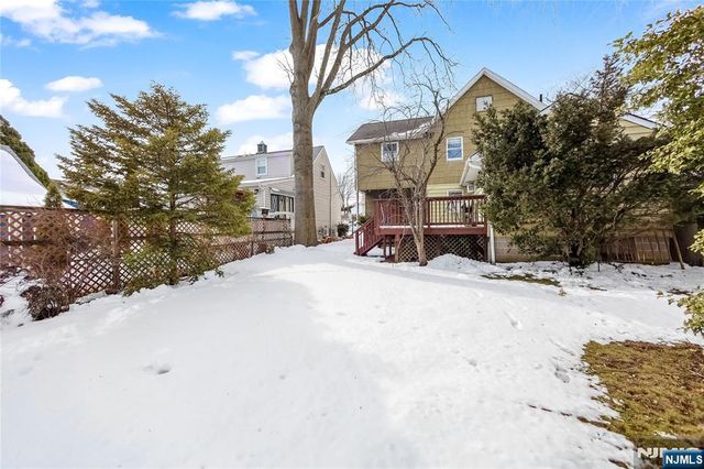 15 Garden Street, Bergenfield, NJ 07621