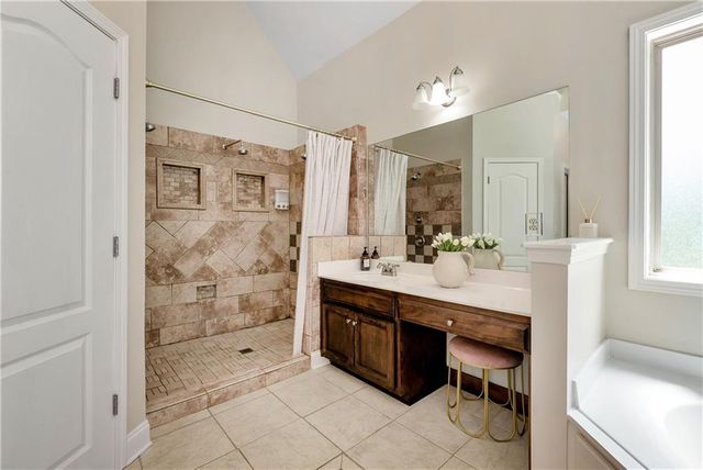 5706 Grant Station Drive, Gainesville, GA 30506