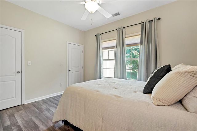 5706 Grant Station Drive, Gainesville, GA 30506