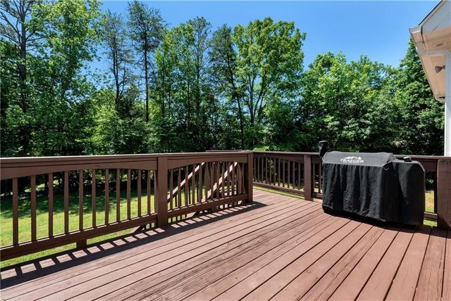 5706 Grant Station Drive, Gainesville, GA 30506