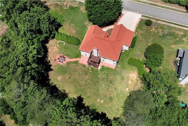 5706 Grant Station Drive, Gainesville, GA 30506